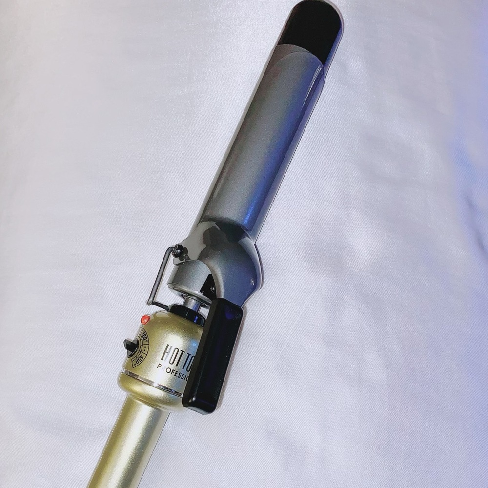Hot tools curling iron